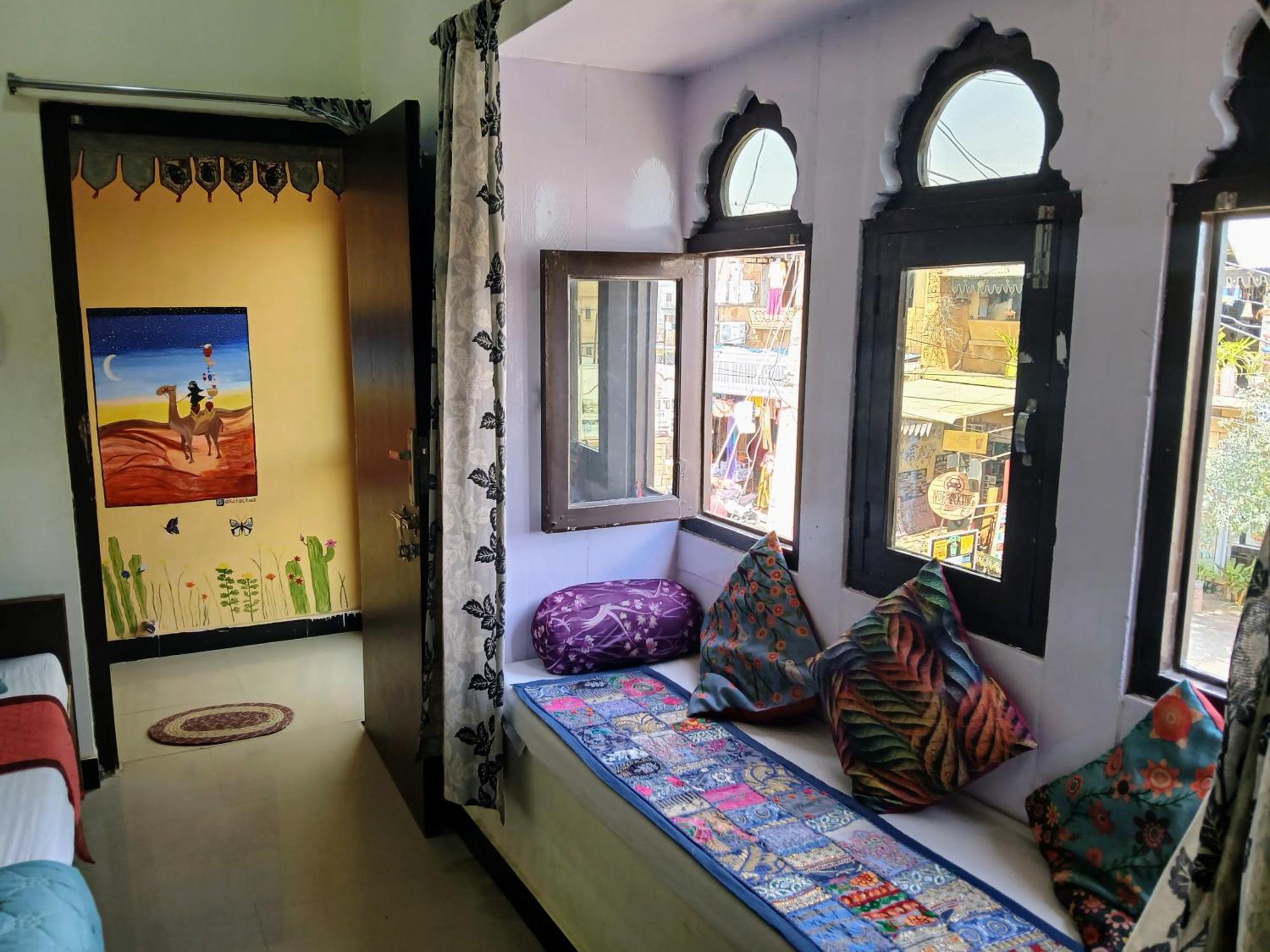Crazy Camel Hotel & Safari Jaisalmer Exteriör bild